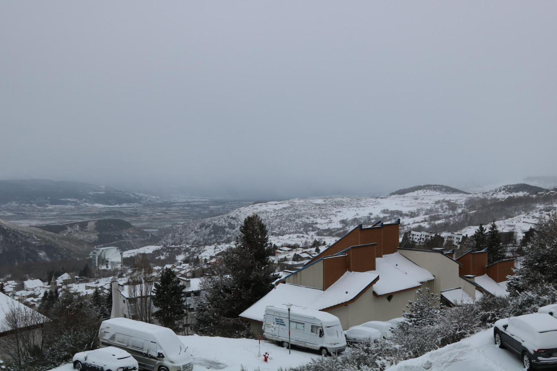 Charmant Appartement Les Temples Du Soleil Font-Romeu-Odeillo-Via المظهر الخارجي الصورة